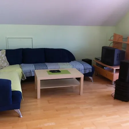 Hotel Ferienwohnung Ahorn